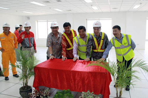 中材国际（南京）承建印尼BAYAH万吨线项目投产