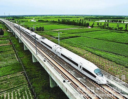 “十三五”期间四川每年新开工1至2个铁路项目