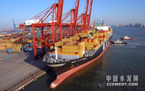 广东率先对接“一带一路” 建设世界级港口群
